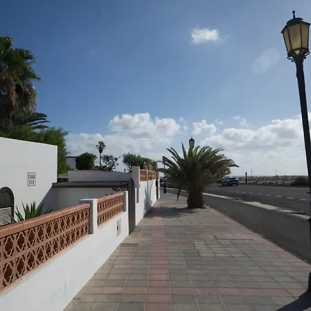 Ocean Front Near Corralejo Great Beaches *