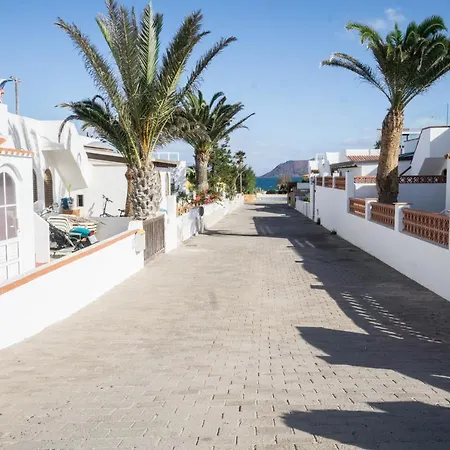 Villa Ocean Front Near Corralejo Great Beaches *