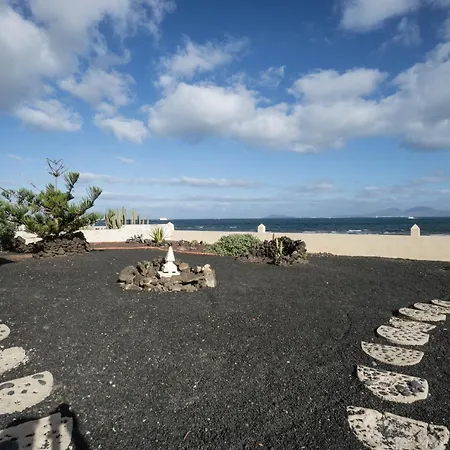 Villa Ocean Front Near Corralejo Great Beaches